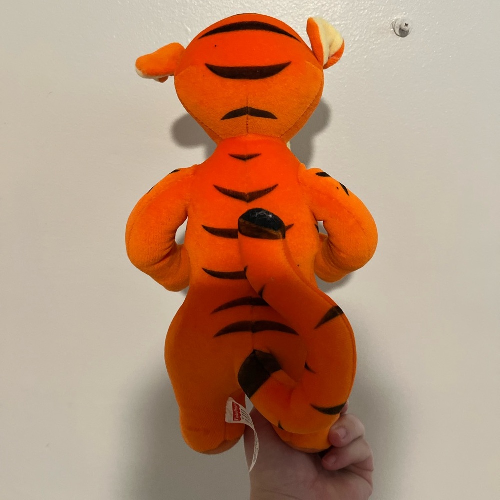 Tigger - Picture 3 of 4